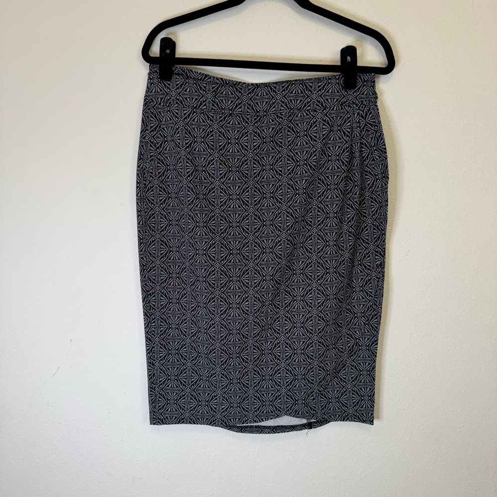 Ripskirt Wrap Swim Skirt Women's sz Medium, Black Mosaic Pleat Beach Knee Pocket